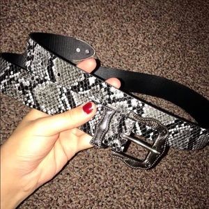 Snakeskin Western Style Belt